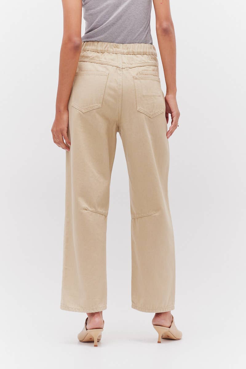 Curved Denim Pants