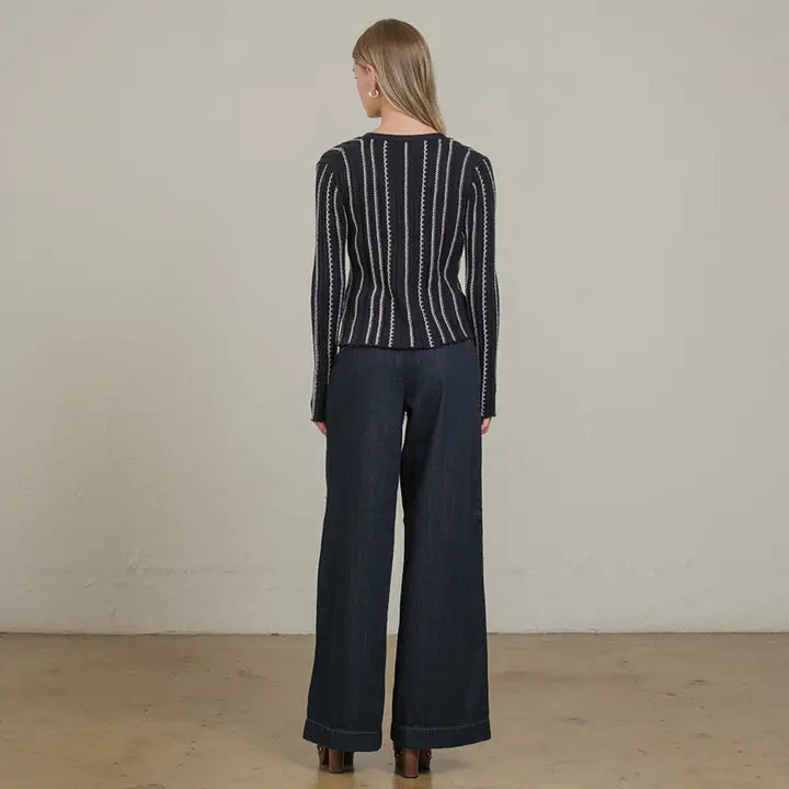 Slim Wavy Stitch Button Cardigan