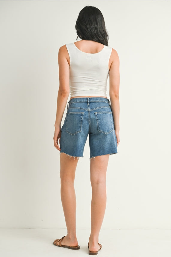 Denim Short Frayed Hem 7"