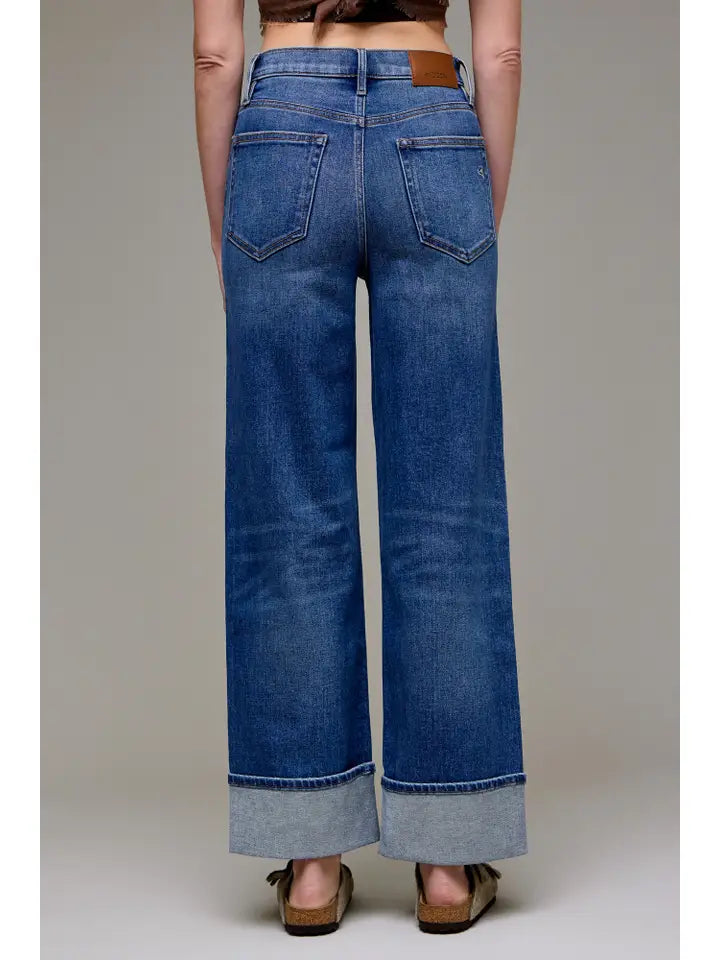 Dark Wash Cuffed Stretch Clean Dad Jean