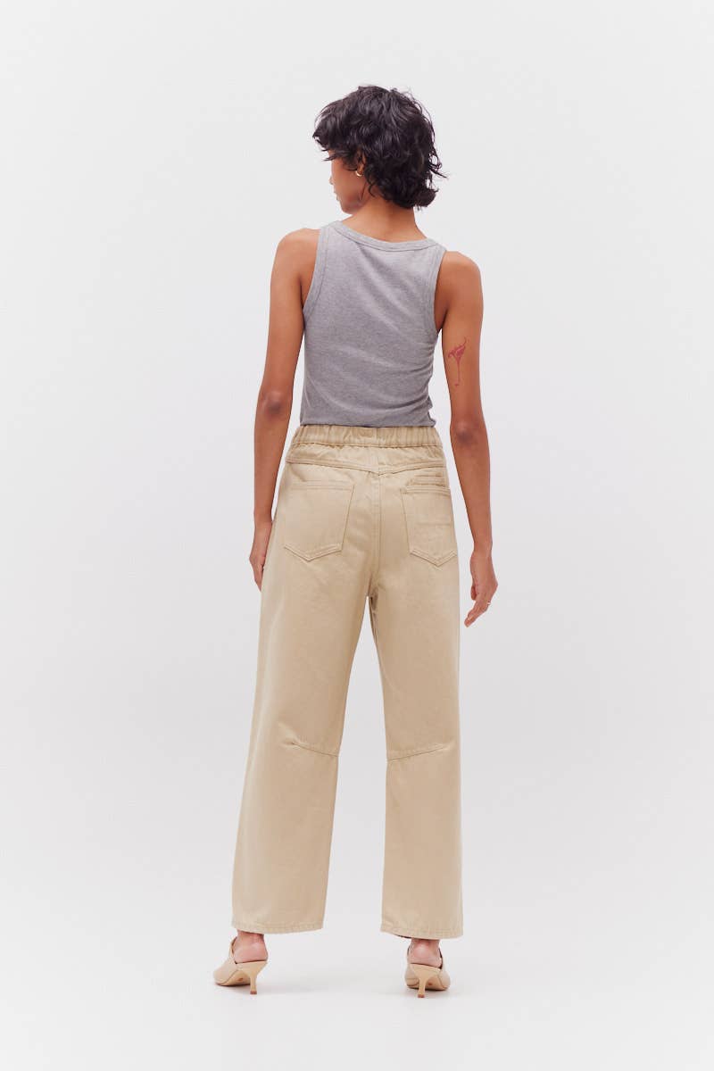 Curved Denim Pants