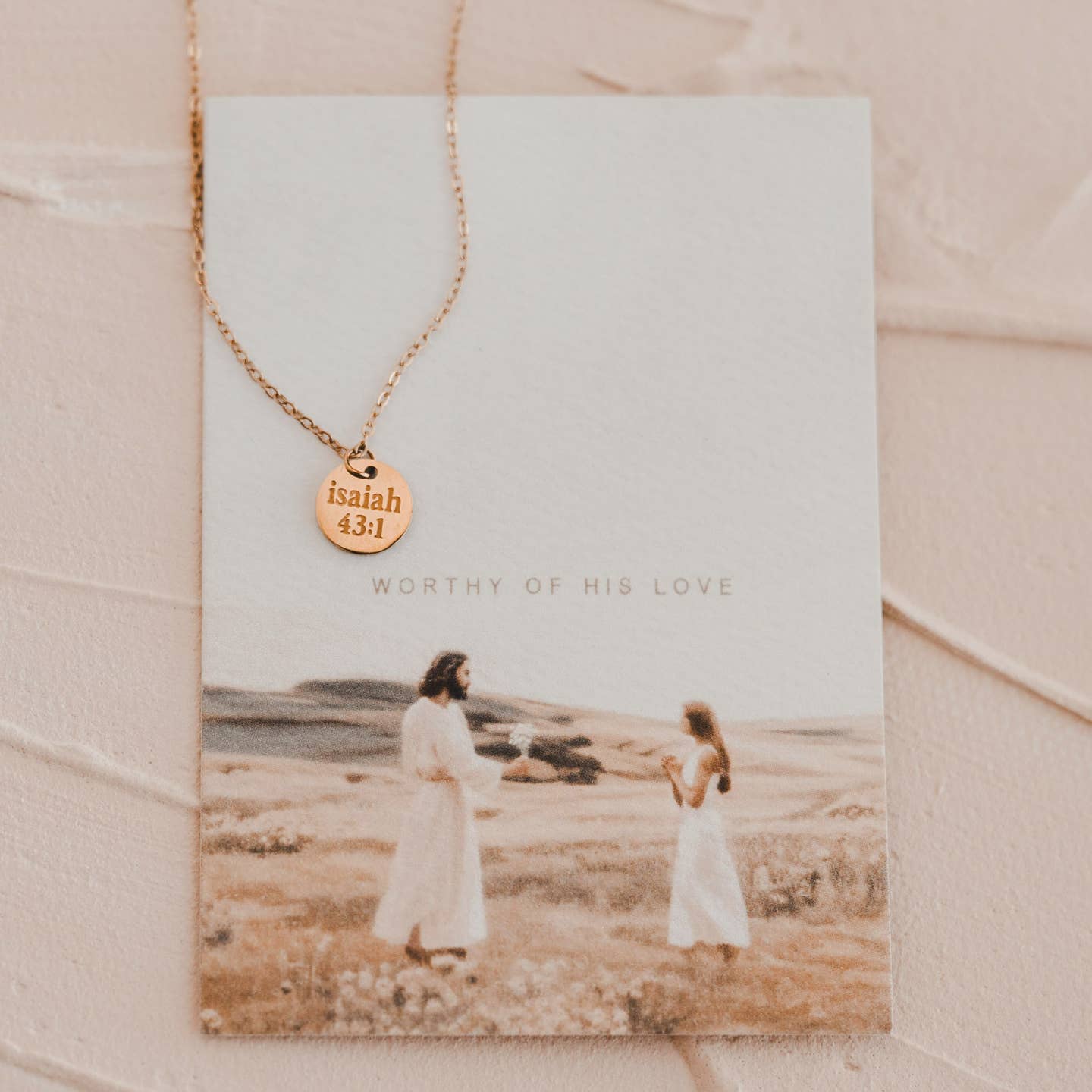 Worthy Pendant Necklace