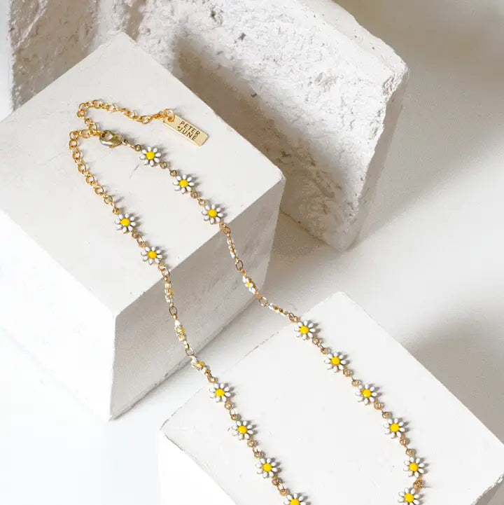Lure Daisy Choker