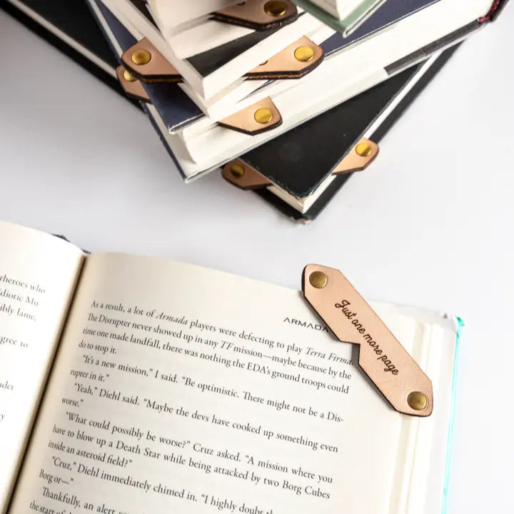 Corner Bookmark (Leather)