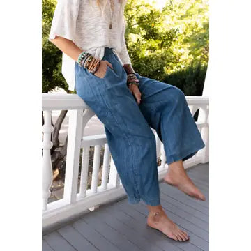 So Comfy Wide Leg Cropped Denim Pant