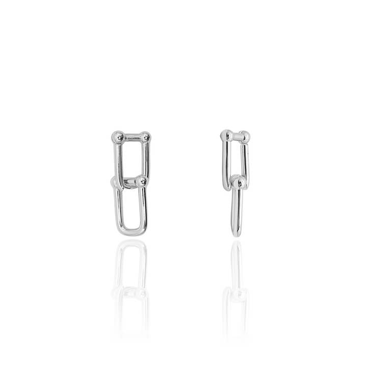 Short U Link Chain Earrings