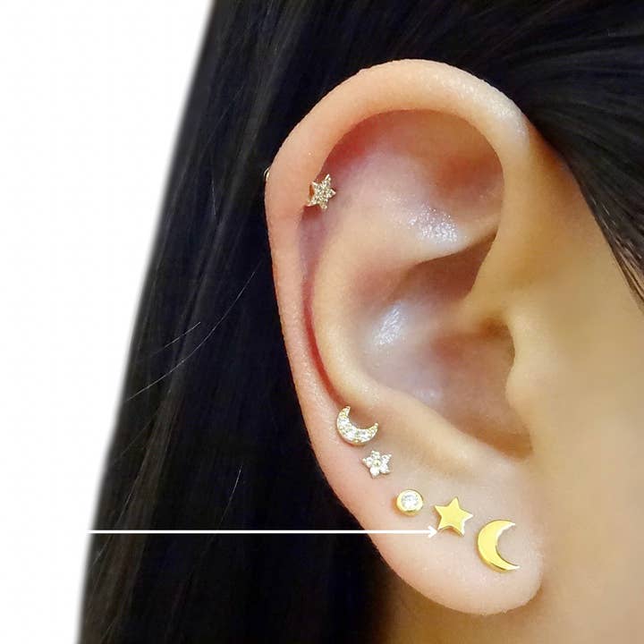 Star Screw Flat Back Cartilage Earrings