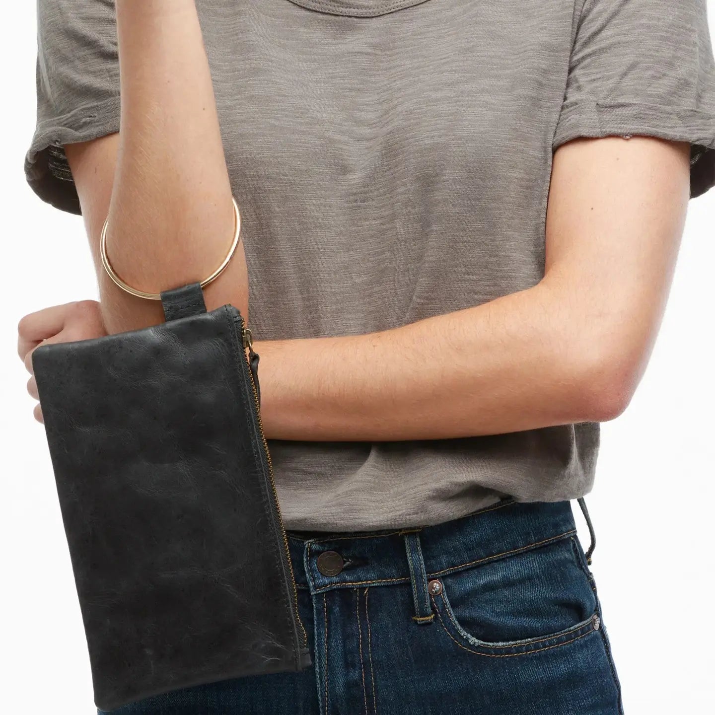 Fozi Wristlet