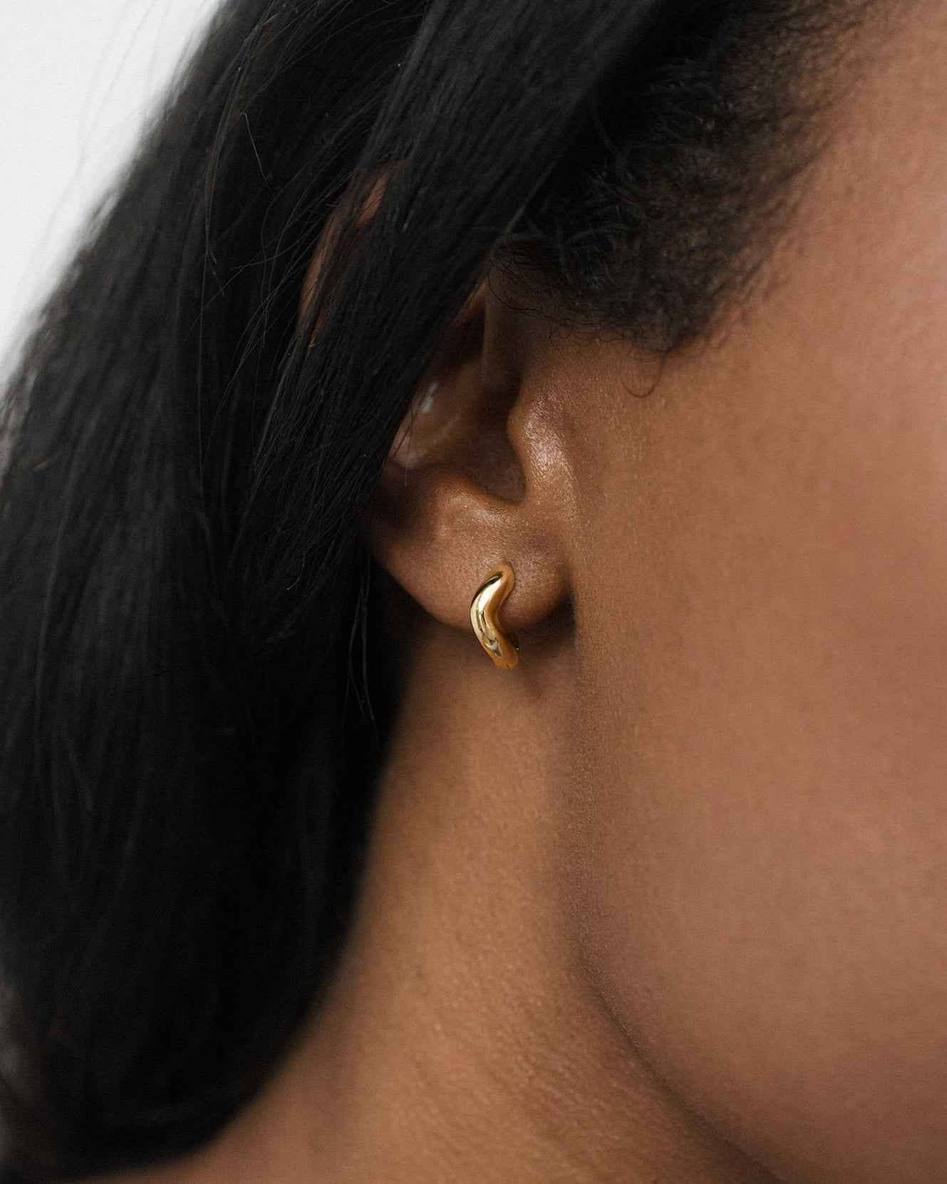 Sloan Wavy Huggies Petite